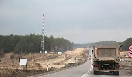 Budowy dróg stanęły. Wszystko idzie, jak po grudzie
