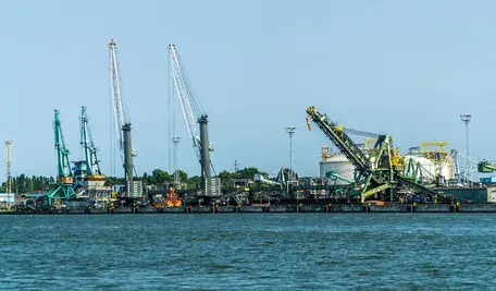 Kto zablokował inwestycję w Świnoujściu wartą miliardy?