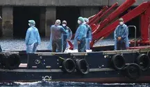 Wyokrętowanie pasażerów i załogi ze statku wycieczkowego MV Hondius w porcie Granadilla de Abona na Teneryfie w Hiszpanii 