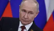 Propozycja Władimira Putina, by były kanclerz Niemiec mediował w rozmowach o Ukrainie, została odrzucona przez Berlin jako niewiarygodna i politycznie motywowana.