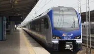 Planowana zmiana części połączeń PKP Intercity na komercyjne może od wakacji oznaczać gwałtowne podwyżki cen biletów nawet o ponad 100 procent.
