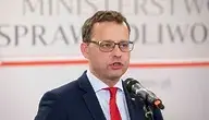 Marcin Romanowski podczas konferencji prasowej