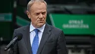 Premier Donald Tusk ogłasza pełną szczelność granicy, jednak w komentarzach internauci zarzucają mu hipokryzję i przypominają wcześniejsze działania polityków KO podczas kryzysu migracyjnego.