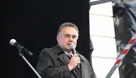 Policja zatrzymała 53-letniego mężczyznę podejrzewanego o wysyłanie fałszywych zgłoszeń, z których jedno doprowadziło do interwencji służb w domu Tomasza Sakiewicza.
