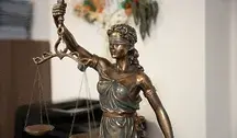 smuldur-law-8722596