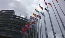 Parlament Europejski w Strasbourgu. Czy zasiadający w nim przedstawiciele 27 państw zachowają swoją podmiotowość, czy będą rządziły w UE - już oficjalnie - największe kraje? 
