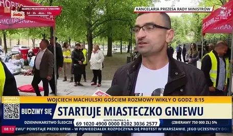 Miasteczko Gniewu przed KPRM w Warszawie – protest rusza, uczestnicy zbierają się pod namiotami, WPolsce24.tv.