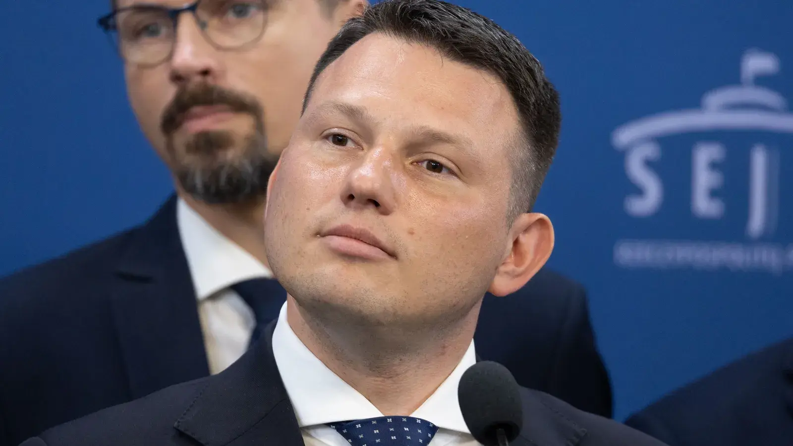 'Katastrofa i kompromitacja!'. Wściekły Mentzen nie czeka i ścina głowy w Krakowie