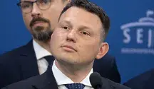  Sławomir Mentzen nie czekał na decyzję komisji i ściął głowy w Krakowie