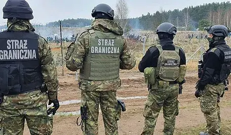 Straż graniczna podczas patrolu granicy