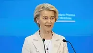 Przewodnicząca KE Ursula von der Leyen podczas konferencji prasowej 