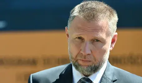Kierwiński: Trzy osoby zatrzymane za fałszywe alarmy u polityków
