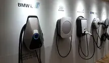 Komisarze KE są wściekli, bo ich służbowe auta elektryczne nie są w stanie dojechać do Strasburga bez ładowania