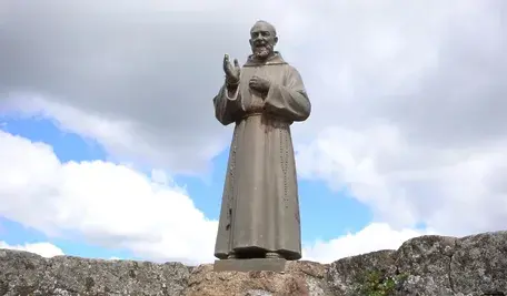 Figura Ojca Pio we Włoszech
