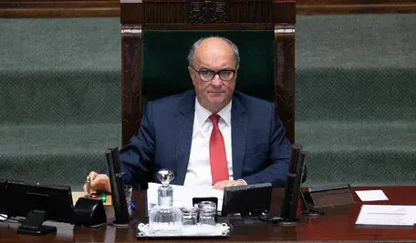 NeoTVP uczciła urodziny Czarzastego przez odśpiewanie mu Sto Lat