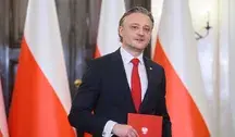 Warszawa, 08.05.2026. Bartosz Grodecki podczas uroczystości, 8 bm. w Pałacu Prezydenckim w Warszawie. Prezydent wyznaczył Bartosza Grodeckiego na szefa Biura Bezpieczeństwa Narodowego. Pod koniec kwietnia br. ze stanowiska szefa BBN zrezygnował Sławomir Cenckiewicz. (mr) PAP/Leszek Szymański