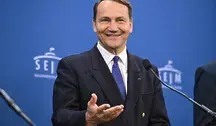 Radosław Sikorski postanowił być "dowcipny". Niestety dla Polski jest on wciąż szefem ważnego resortu