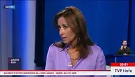 Dorota Wysocka-Schnepf podczas debaty w TVP Info, zbliżenie na jej twarz w trakcie odpowiadania na pytania, w tle studio telewizyjne.
