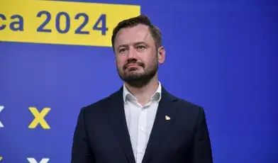 Ależ przykro musi być dziś Aleksandrowi Miszalskiemu, że PAP tak późno odkrył badania dra Zacharki o wpływie smogu na piłkarzy 