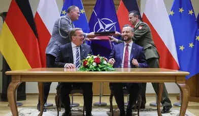 Minister obrony Władysław Kosiniak-Kamysz oraz minister obrony Niemiec Boris Pistorius podpisali umowę o współpracy w dziedzinie obronności
