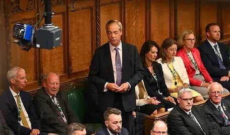 1280px-Nigel_Farage_in_Parliament