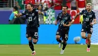 Matias Galarza cieszy się z gola strzelonego Turcji. Później zaliczył jeszcze jedną "zdobycz" w tym meczu 