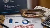Raport NIK pokazuje potężne nieprawidłowości w systemie wypłacania za urlopy.