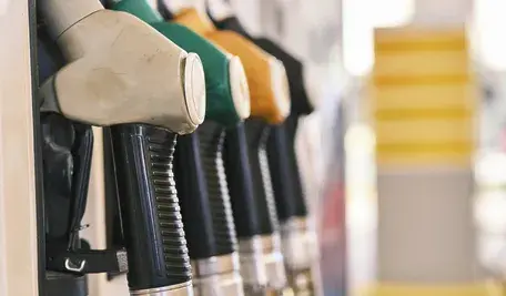 1 lipca kończy się program CPN, co oznacza powrót 23% stawki VAT na paliwo