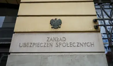 Coraz więcej decyzji ZUS pokazuje, że wieloletnie opłacanie składek nie zawsze gwarantuje ich uwzględnienie przy wyliczaniu emerytury.