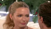 Polka Julia Majchrzak szybko zdobyła popularność w brytyjskim „Love Island”, a internauci zachwycają się jej urodą i porównują ją do światowych gwiazd.