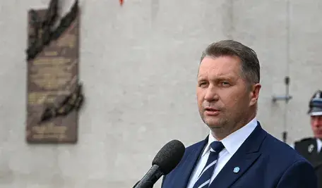 Przemysław Czarnek w czasie uroczystość upamiętniających ofiary UPA