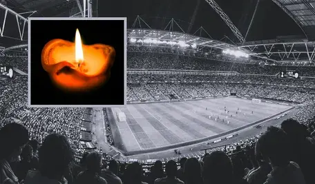 Czarno-białe zdjęcie stadionu