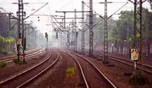 26-letnia matka wpadła pod pociąg, ale w ostatniej chwili ocaliła swoją córkę 