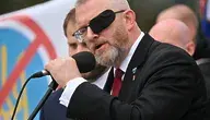 Europoseł Grzegorz Braun podczas przemówienia