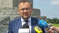 Ambasador Ukrainy w Polsce Wasyl Bodnar podczas wypowiedzi dla mediów