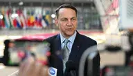Niejasności wokół konkursu MSZ Sikorskiego dotyczącego funduszy na wspieranie Polonii.