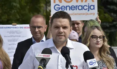 Kacprzyk starał się o pracę w szpitalu w Miński Mazowieckim. Nie dostał jej, bo miał wygórowane oczekiwania finansowe i od razu groził pracownikom zwolnieniami