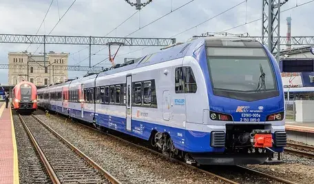 1280px-ED160-005_(33798125701)