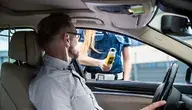 Zatrzymany na A1 przez innych kierowców mężczyzna miał 2,7 promila i dwa sądowe zakazy prowadzenia, ale prokuratura nie objęła go nawet nadzorem
