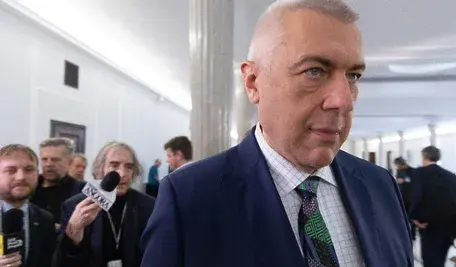 Rzecznik Prokuratury Okręgowej w Warszawie potwierdził, że kancelaria Romana Giertycha otrzymała akta sprawy tzw. dwóch wież przed publikacją fragmentów przesłuchania Jarosława Kaczyńskiego.