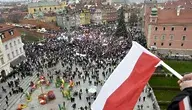 W 2025 roku w Polsce po raz trzeci z rzędu wzrósł odsetek osób zagrożonych ubóstwem relatywnym, co wskazuje na pogłębianie się nierówności konsumpcyjnych mimo ogólnej poprawy warunków życia.