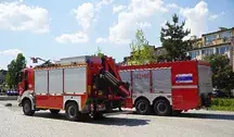 Radny z Cieszyna przyznał, że siedział za kierownicą wozu strażackiego, który stoczył się ze skarpy
