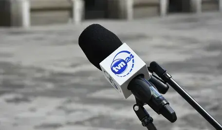 27.07.2023 Warszawa Mikrofon tvn 24 fot. Liudmyla Kazakova