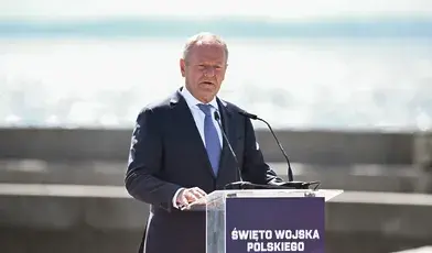Premier Donald Tusk podczas przemówienia w Gdyni