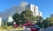 Dramat w Friedrichshain. Ogień w 18-piętrowym budynku, ewakuowano 115 osób