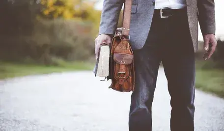 pexels-bag-1868758