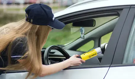 Pijany Ukrainiec uszkodził 10 aut na parkingu przed jeziorem w Gliwicach