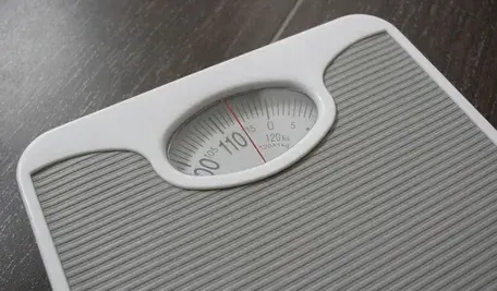 joa70-weighing-scale-7053082