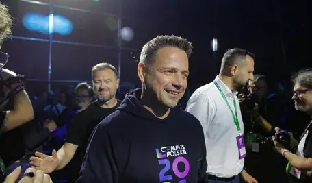 Rafał Trzaskowski skrytykował w Polsat News wydarzenie organizowane przez parę prezydencką w Juracie, zarzucając mu m.in. finansowanie z publicznych pieniędzy.