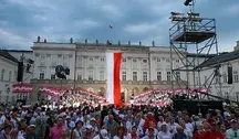 Prezydent RP Karol Nawrocki przemawia podczas uroczystości z okazji rocznicy zaprzysiężenia go na Urząd Prezydenta Rzeczypospolitej Polskiej